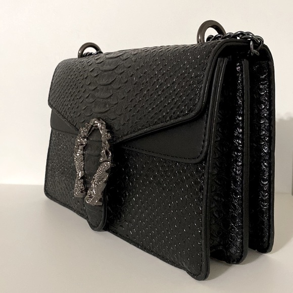 Black crossbody/shoulder/handbag chain bag - Picture 2 of 8